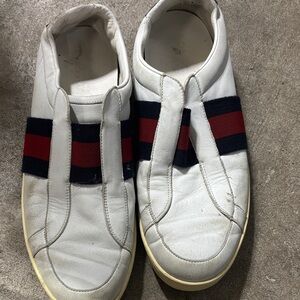 Men's White Gucci Slip-On Leather Sneakers with Navy & Red Stripe